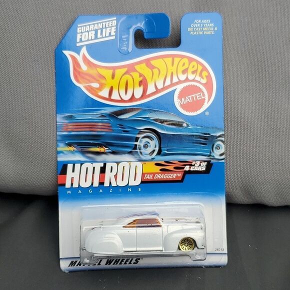 Hot Wheels Hot Rod Tail Dragger White Flames 26018 NIP - Picture 2 of 8